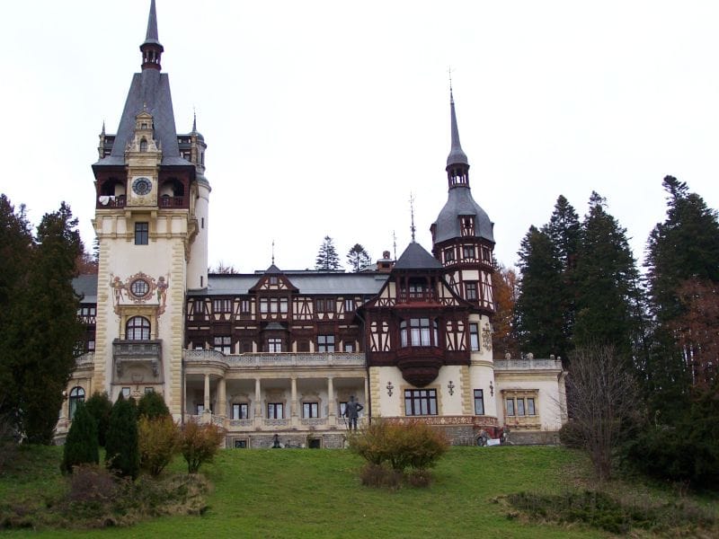 Castelul Peleș din Sinaia, experiență culturală principală