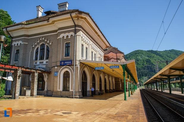 Gara Regală Sinaia, clădire istorică a ansamblului feroviar regal