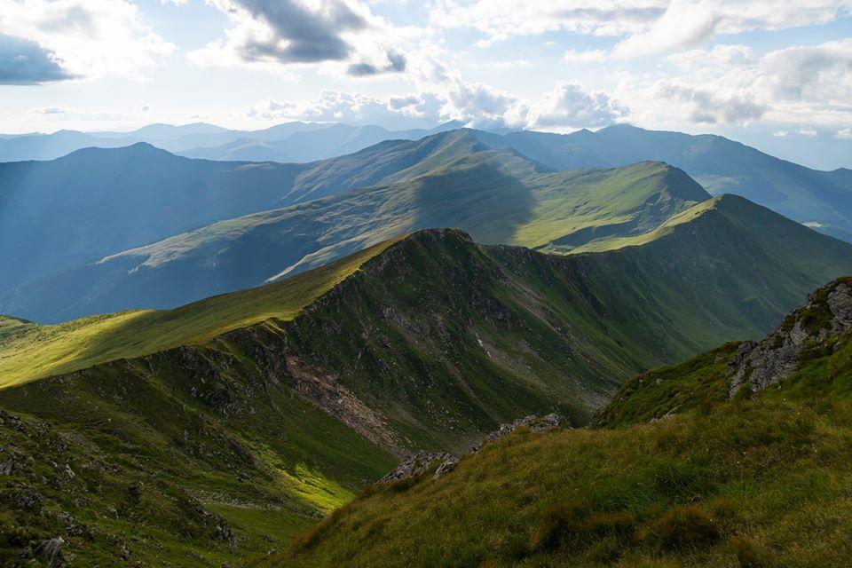 Muntii Baiului creasta