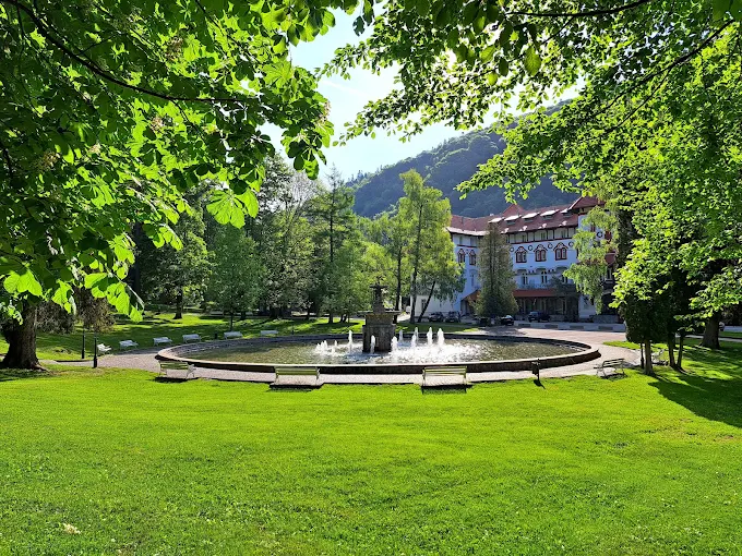 Dimitrie Ghica Park in central Sinaia