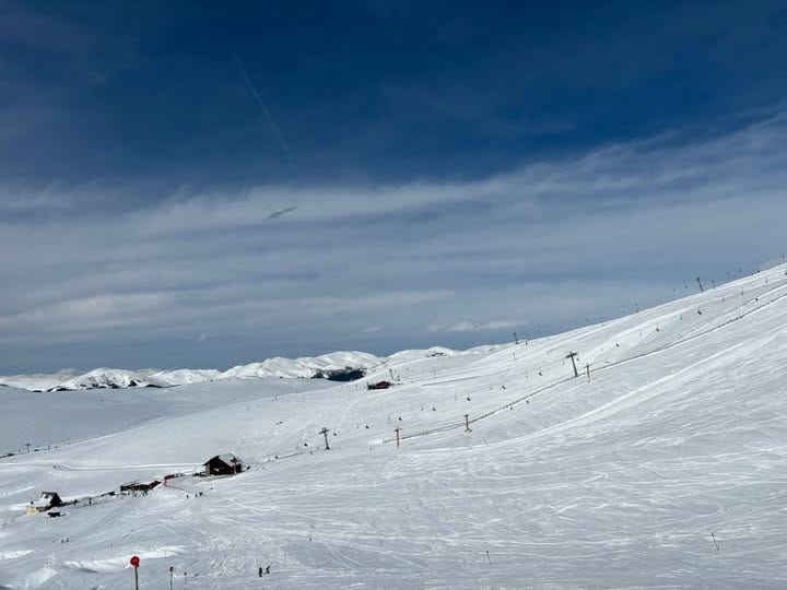 Domeniul schiabil de la Cota 2000 Sinaia, iarna