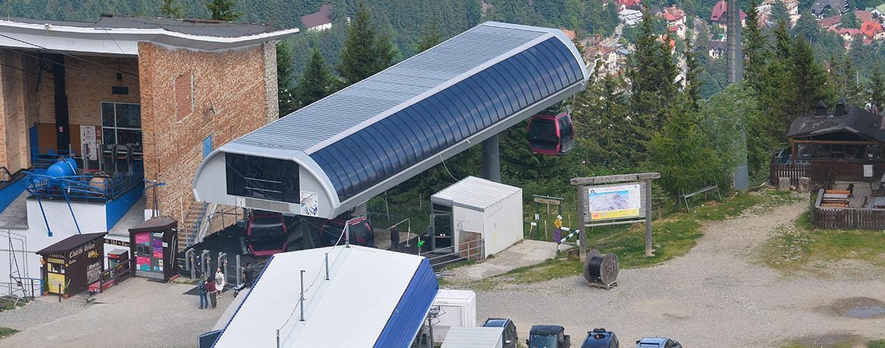 Telecabina dintre Cota 1400 și Cota 2000, acces spre pârtiile din Sinaia