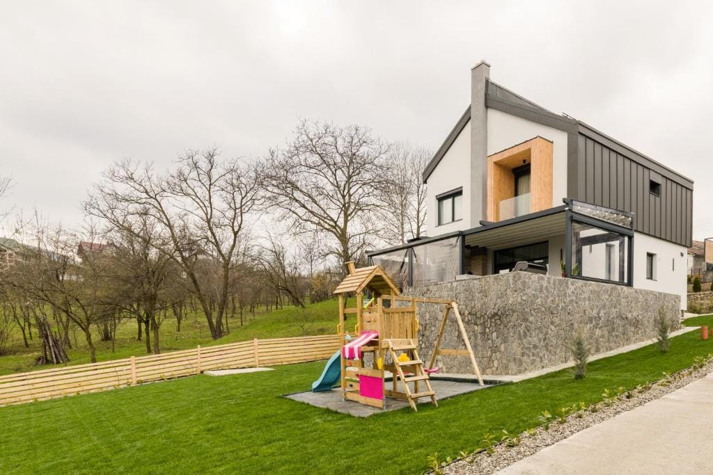 Villa The Frame - cazare în Comarnic