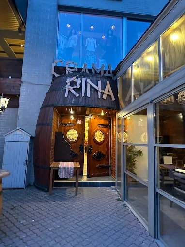 Crama Rina Sinaia - cină cu specific românesc