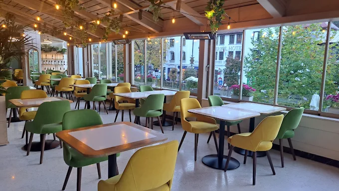 Hotel Sinaia – spațiu hotelier
