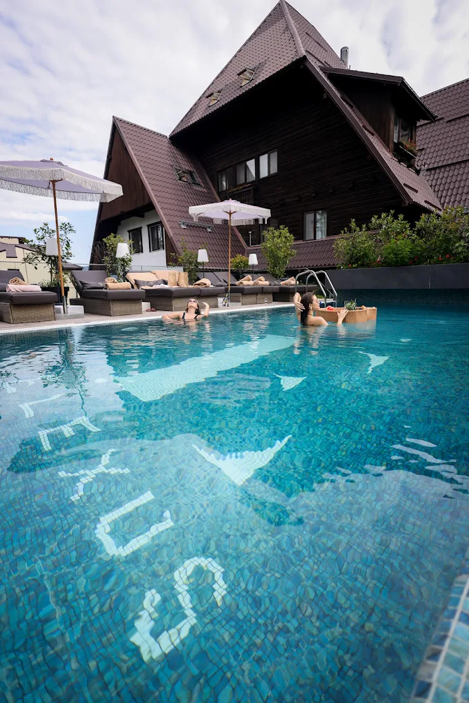 Elexus Boutique Predeal, unitate de verificat pentru piscină și facilități SPA