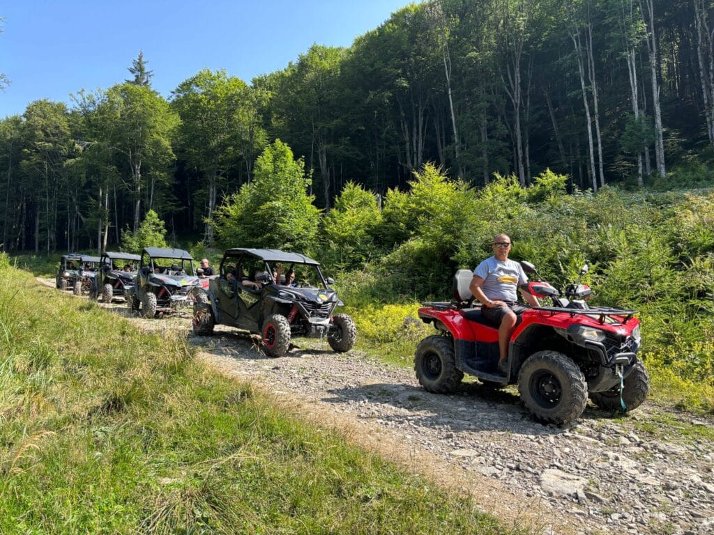 ATV și Buggy CFMOTO ZForce — Mountainfunadventures Azuga, Munții Baiului