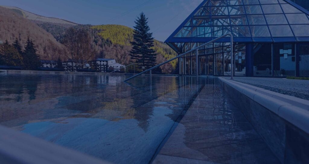 Hotel Mara Sinaia, opțiune de verificat pentru piscină și relaxare