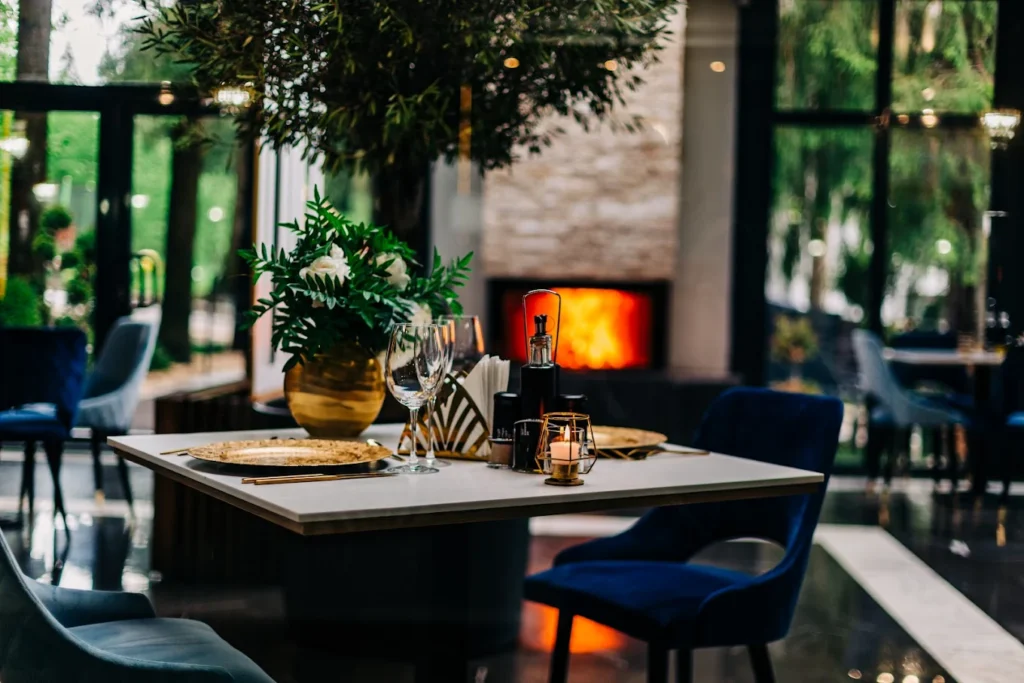 Restaurantul Noir din Hotel Elexus Predeal